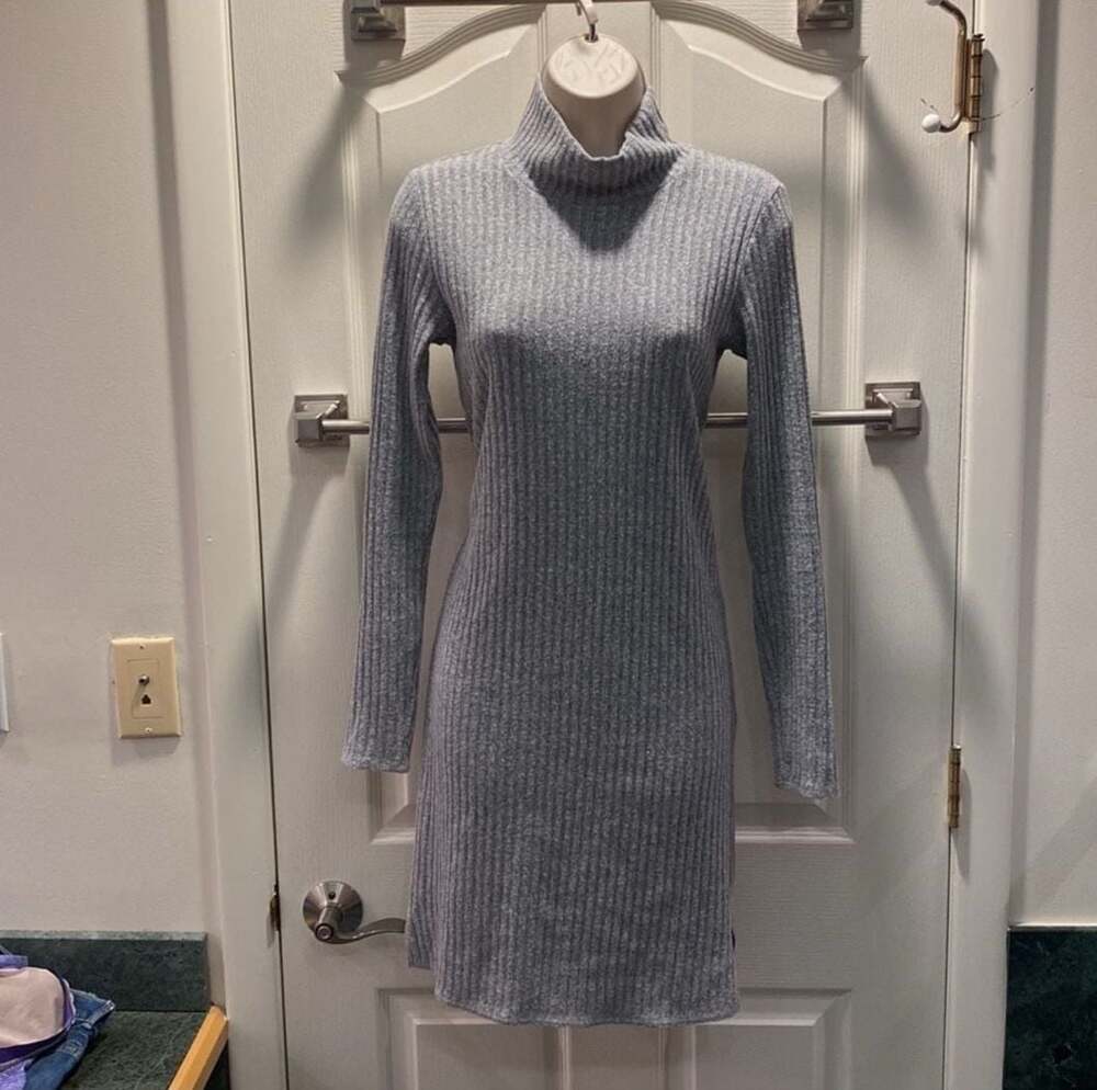 Wilfred Free Ribbed Long Sleeve Turtleneck Sweater Dress Gray Medium - Picture 2 of 9